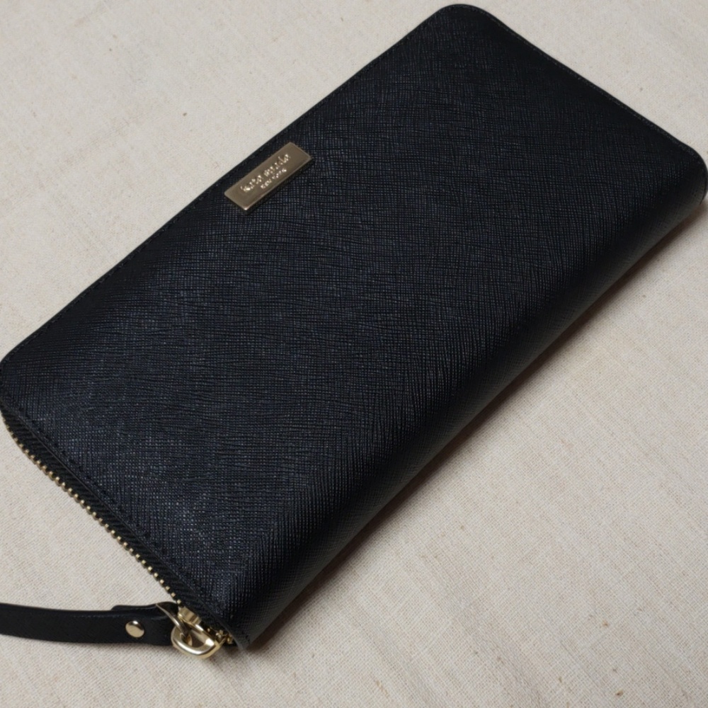 Kate Spade Laurel Way Black Wallet